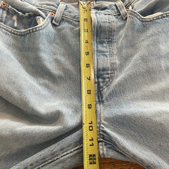 Levi’s Women 501 light wash blue denim jeans size 30x30 straight leg button fly - Picture 14 of 15
